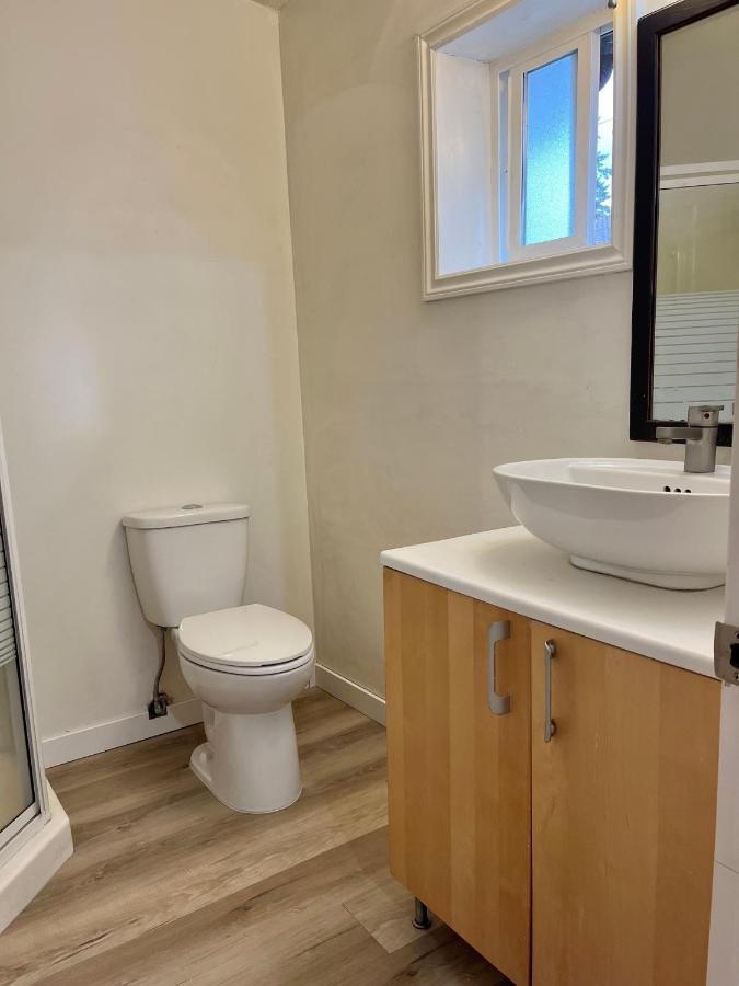 Whole Suite To Yourself At Coquitlam Centre! Port Coquitlam Esterno foto